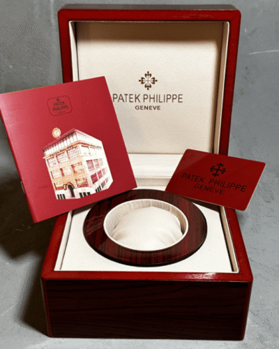 Super Clone Patek Philippe Nautilus – Black Dial