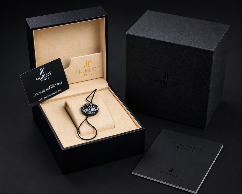 Super Clone Hublot Classic Fusion Black Magic Black Dial Rubber Strap