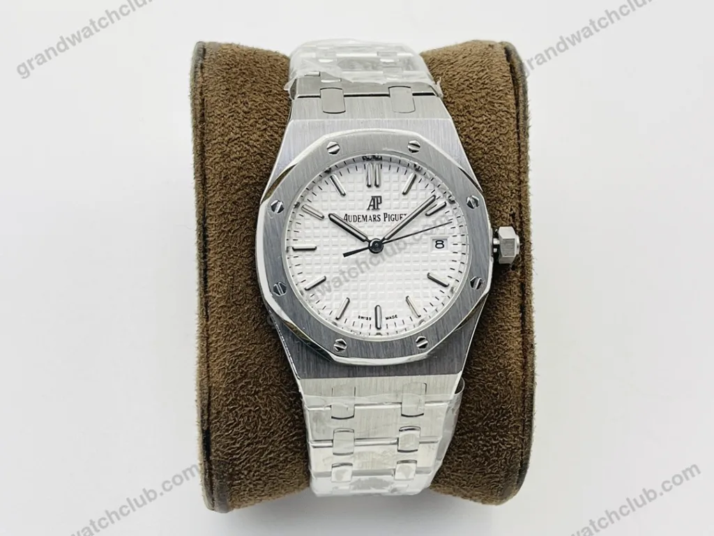 Super Clone Audemars Piguet Royal Oak 37mm 15450ST.OO White Dial Steel – Swiss SuperClone