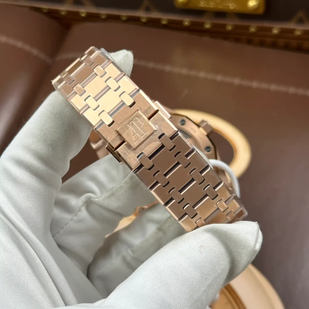 Super Clone Audemars Piguet Royal Oak 26730OR.OO.1320OR.01 41mm Rose Gold – — view 10