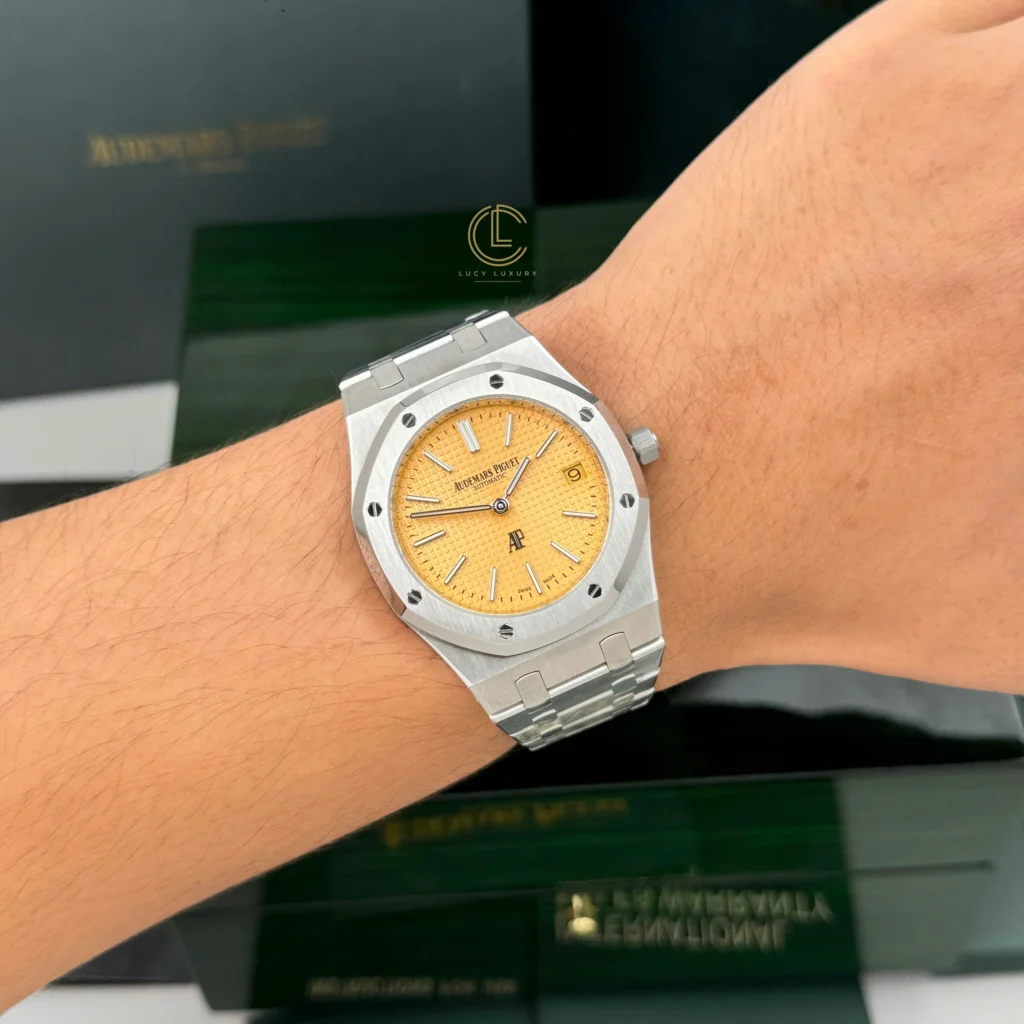 Super Clone Audemars Piguet Royal Oak Jumbo Extra-Thin 15202BC.OO.1240BC.01 39mm Yellow Dial