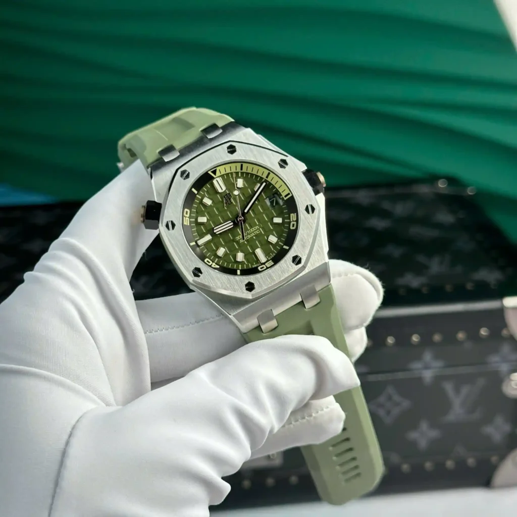 Super Clone Audemars Piguet Royal Oak Offshore Diver 15720ST 42mm Green Dial