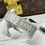 Super Clone Cartier Santos de Cartie Larger Full Diamond 39.8mm – Handcrafted Diamod
