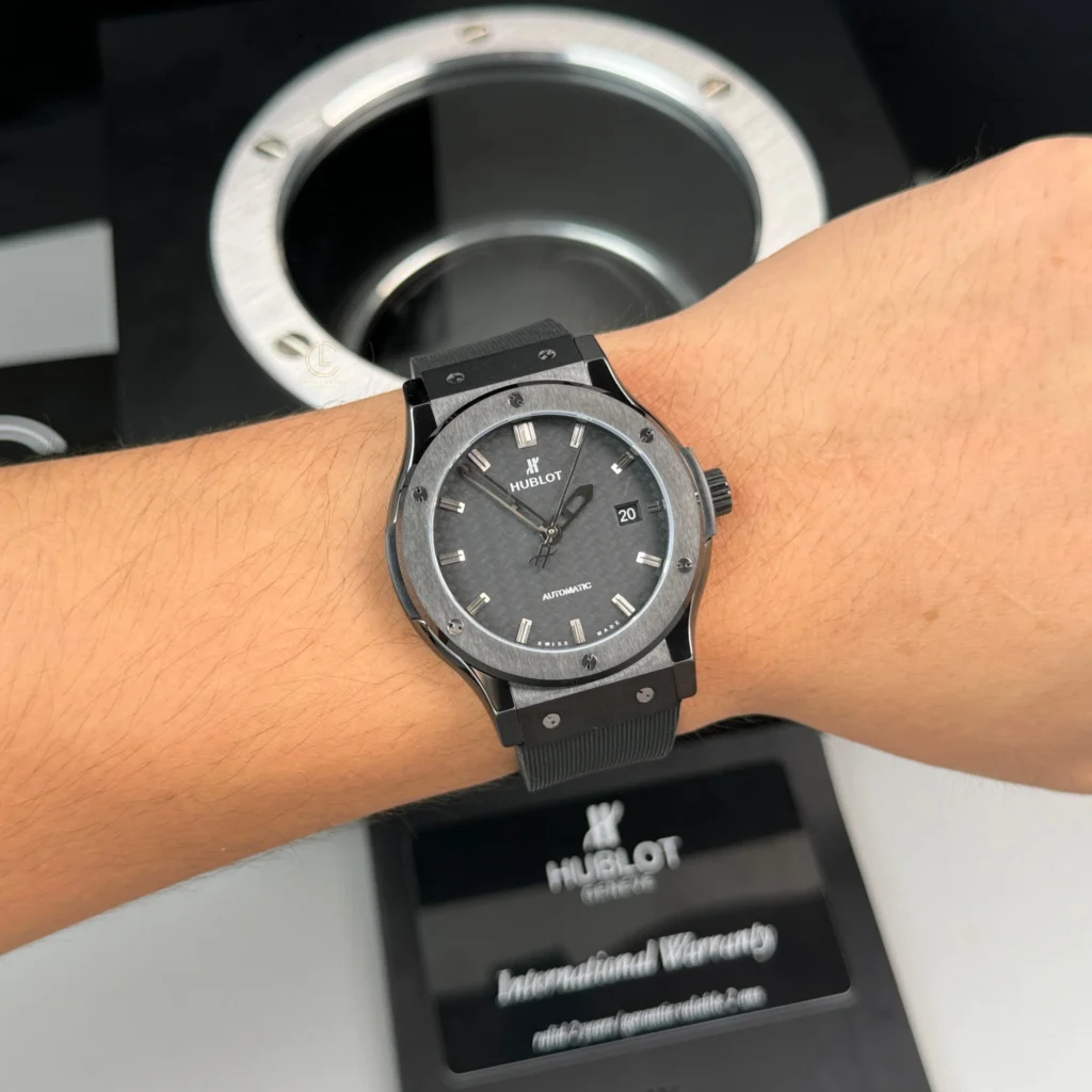 Super Clone Hublot Classic Fusion Ceramic Black 42mm Carbon Dial JJZ Base