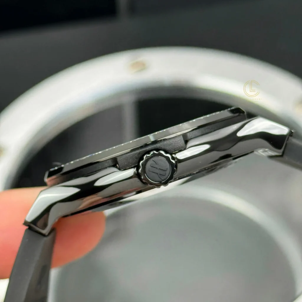 Super Clone Hublot Classic Fusion Ceramic Diamonds 42mm Black Dial JJZ Base – Customize Version