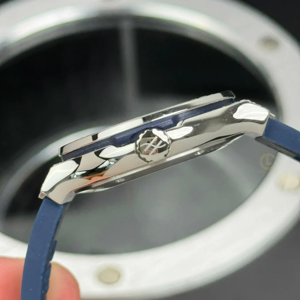 Super Clone Hublot Classic Fusion Diamonds Moissanite Pave 33mm Blue Dial – Handcrafted Diamod