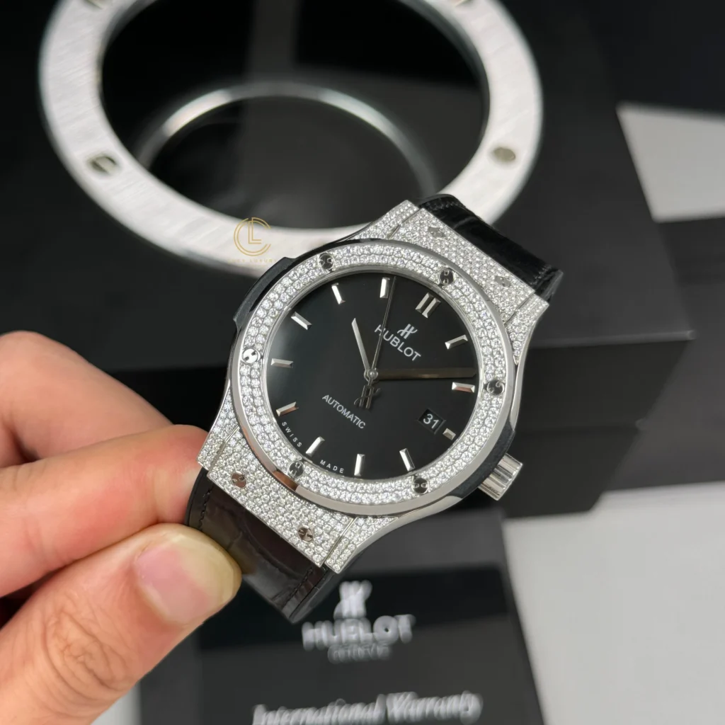 Super Clone Hublot Classic Fusion Diamonds Moissanite Pave 42mm Dial Black – Customize Diamod – Swiss SuperClone