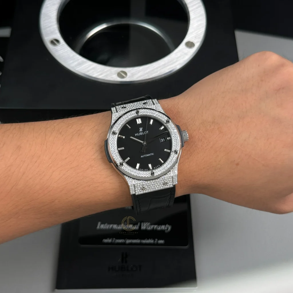 Super Clone Hublot Classic Fusion Diamonds Moissanite Pave 42mm Dial Black – Customize Diamod – Swiss SuperClone