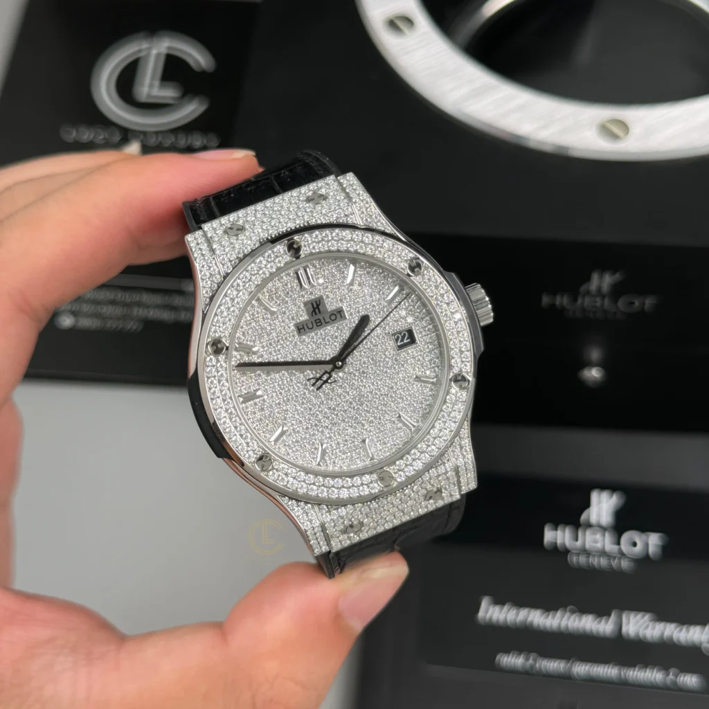 Super Clone Hublot Classic Fusion Full Diamonds Moissanite Pave 42mm – Customize Diamod – Swiss SuperClone