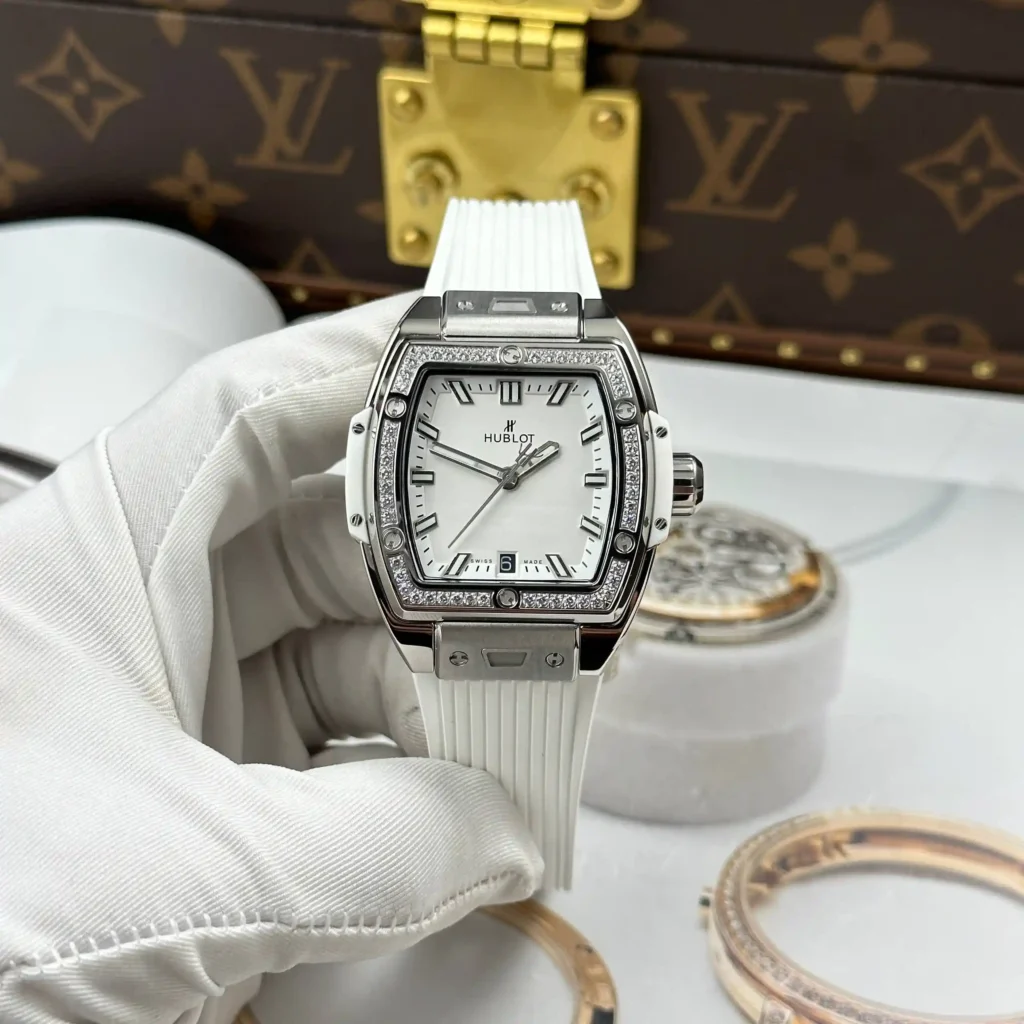 Super Clone Hublot Spirit Of Big Bang Titanium White Diamonds 665.NE.2010.RW.1204 – Swiss SuperClone