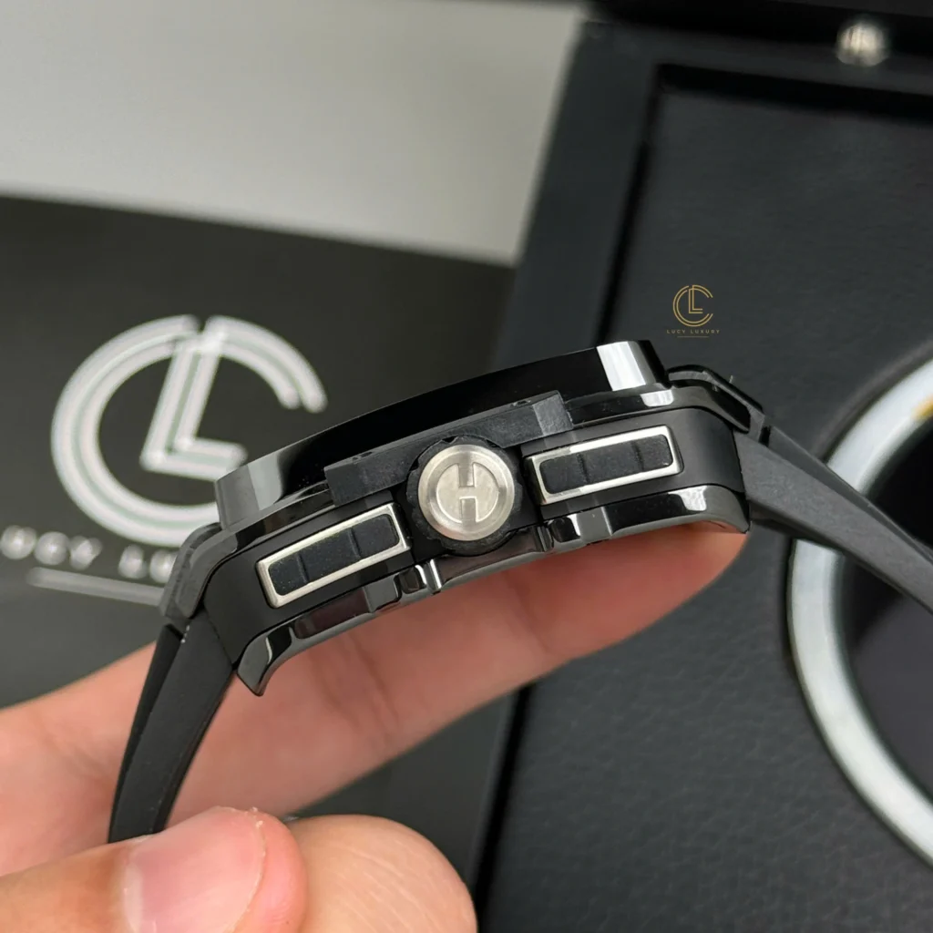 Super Clone Hublot Square Bang Unico 821.CI.0170.RX 821CI0170RX 42mm Black Dial Ceramic — clasp and links