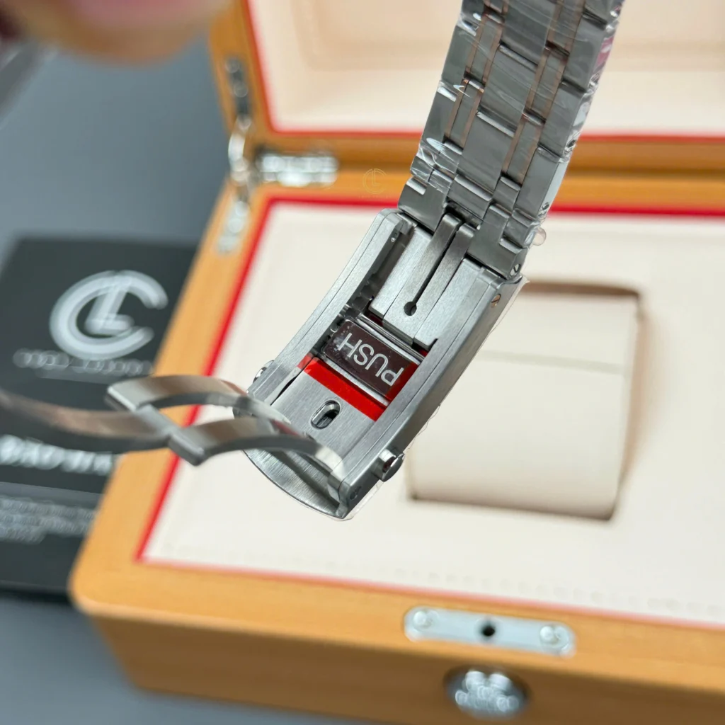 Super Clone Omega Seamaster Diver 300M 210.20.42.20.01.001 42mm Black Dial