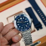 Super Clone Omega Seamaster Diver 300M Co‑Axial Master Chronometer 210.32.42.20.03.001 42mm Blue Dial — dial close-up