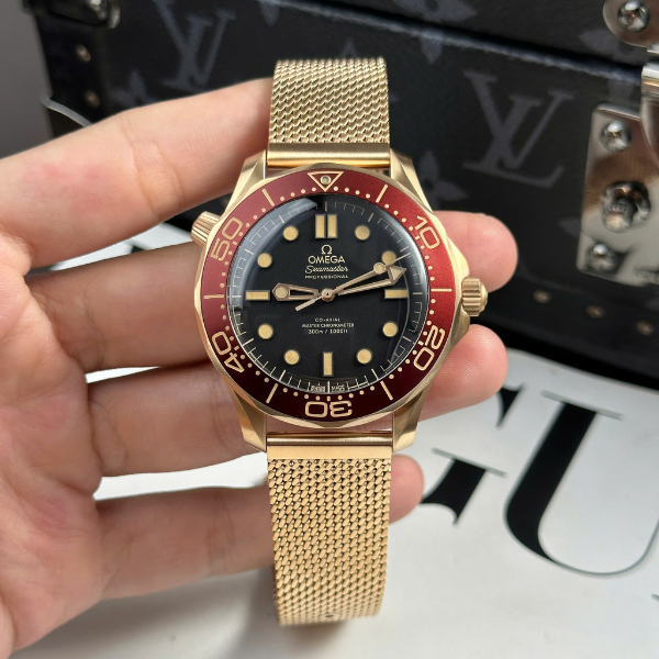 Super Clone Omega 42mm Gold – Swiss SuperClone