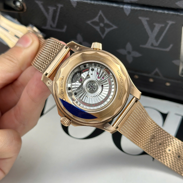 Super Clone Omega 42mm Gold – Swiss SuperClone
