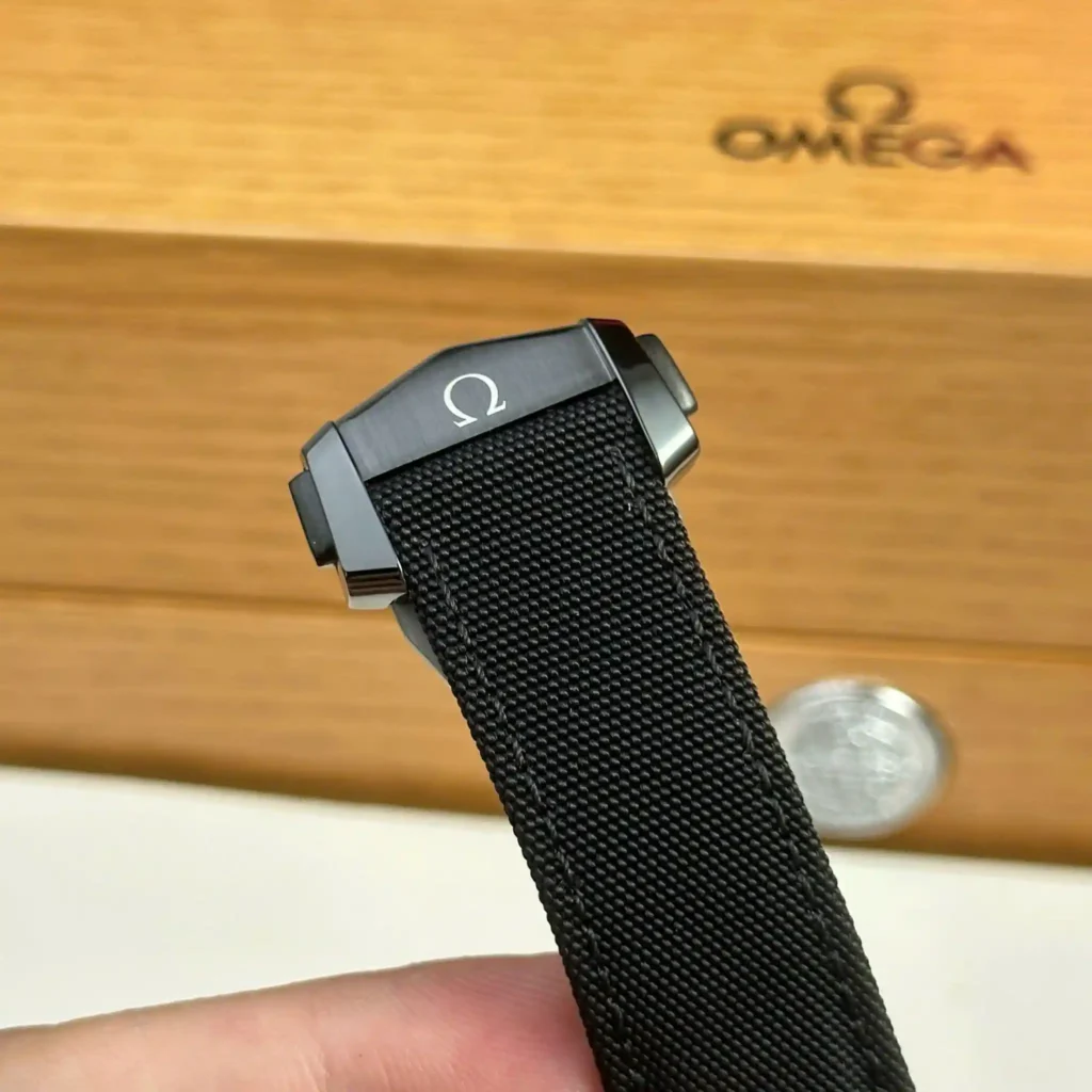 Super Clone Omega Speedmaster Dark Side of The Moon Black Black 311.92.44.51.01.005 44mm Black Ceramic