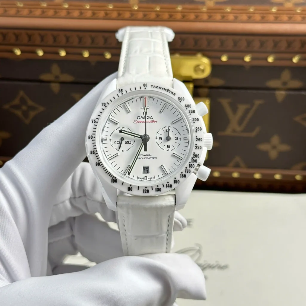Super Clone Omega Speedmaster Dark Side of The Moon White Side of the Moon 311.93.44.51.04.002 44.25 White Ceramic –