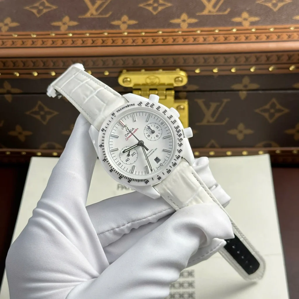 Super Clone Omega Speedmaster Dark Side of The Moon White Side of the Moon 311.93.44.51.04.002 44.25 White Ceramic –
