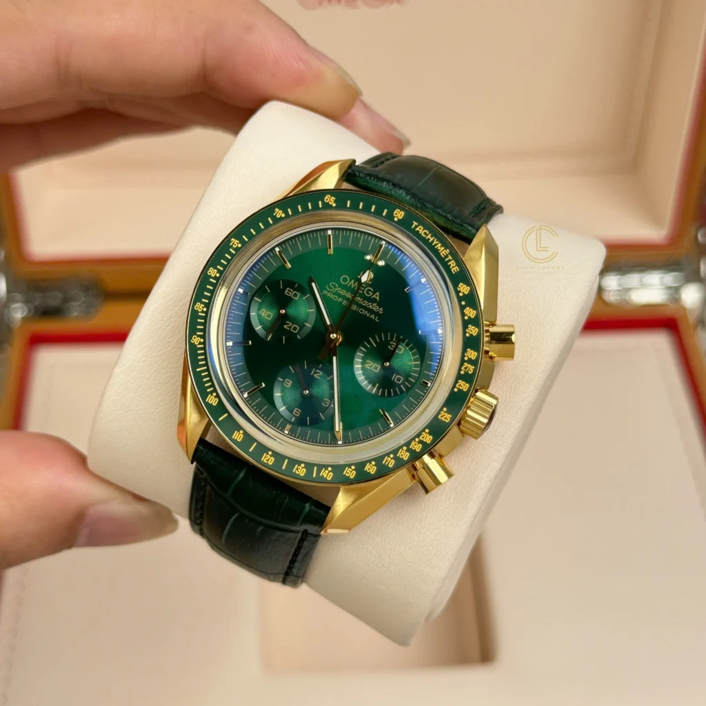 Super Clone Omega Speedmaster Moonwatch Professional 42mm 310.63.42.50.10.001 Green Dial Yellow Gold
