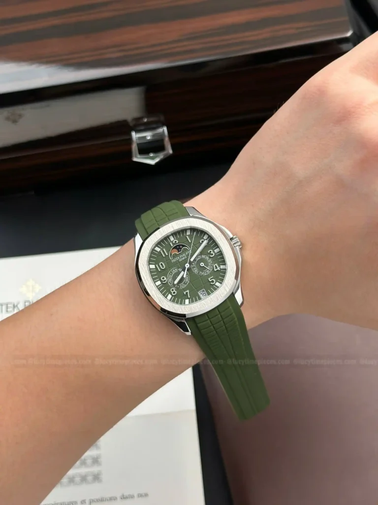 Super Clone Patek Philippe Aquanaut 5261A Moonphase Green 40mm