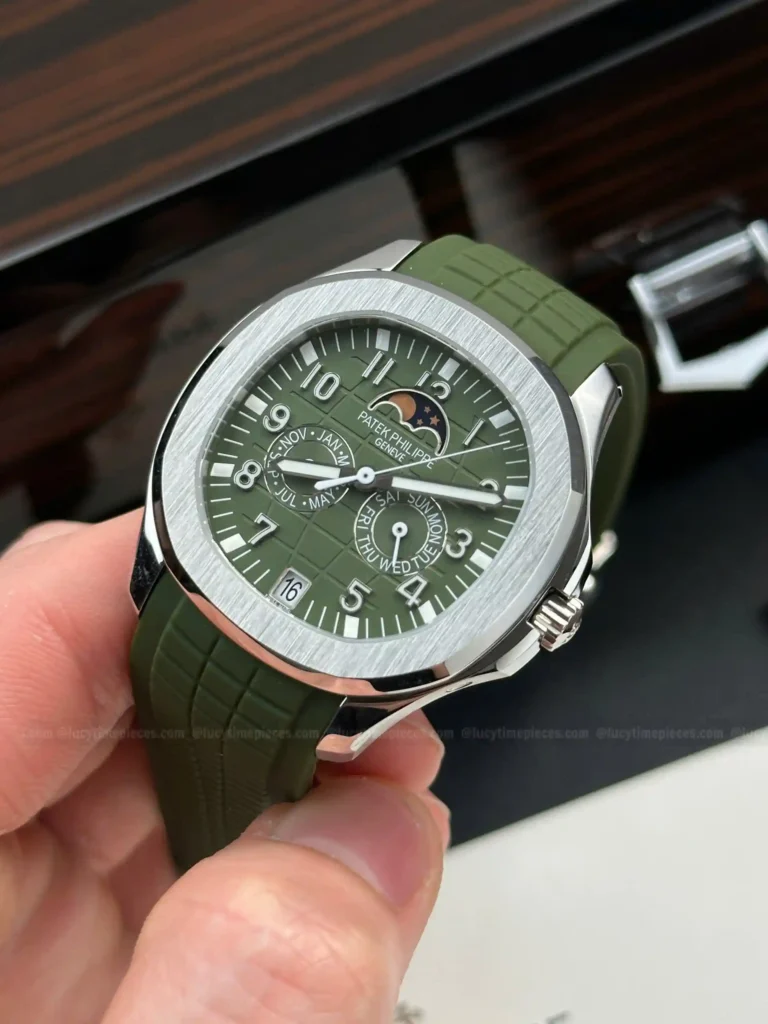 Super Clone Patek Philippe Aquanaut 5261A Moonphase Green 40mm