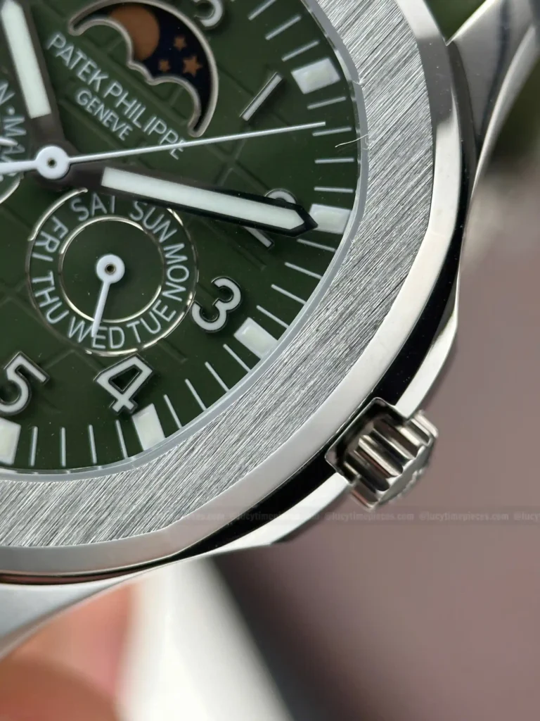 Super Clone Patek Philippe Aquanaut 5261A Moonphase Green 40mm