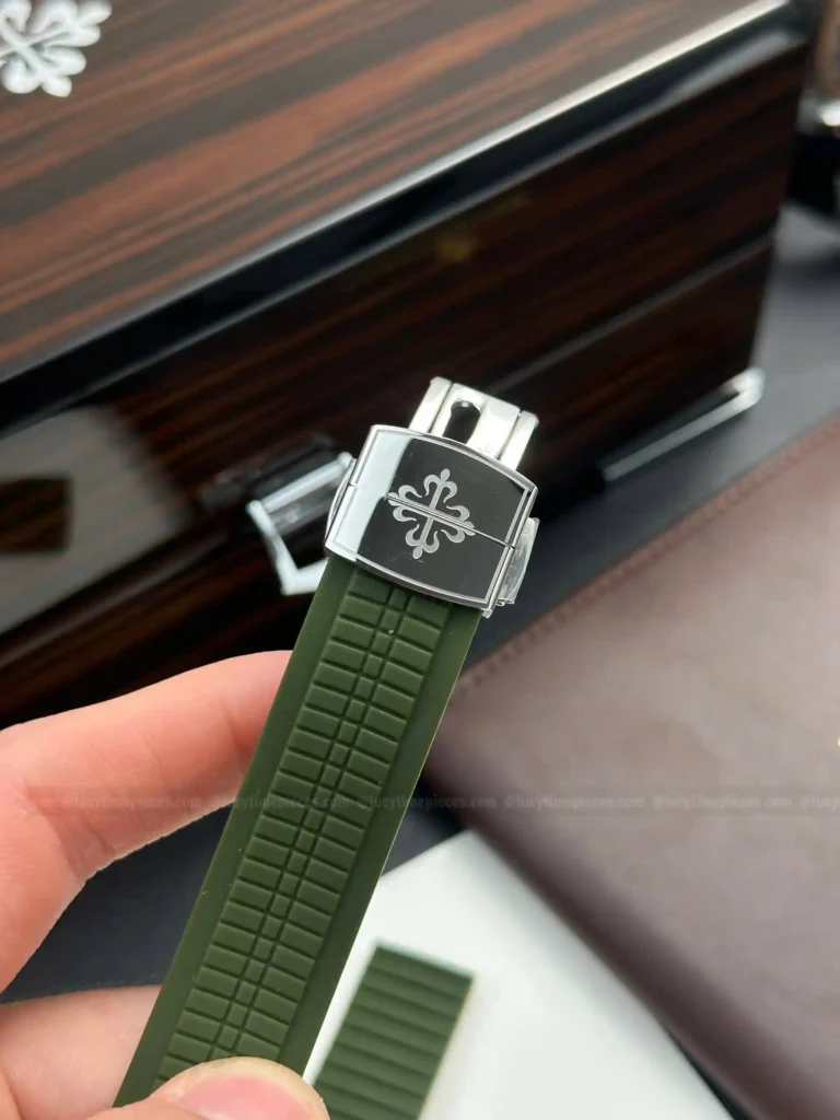 Super Clone Patek Philippe Aquanaut 5261A Moonphase Green 40mm
