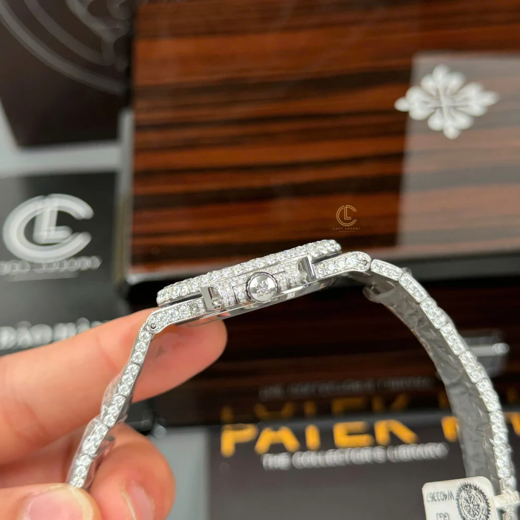 Super Clone Patek Philippe Nautilus 5712/1A 40mm Blue Dial Full Moissanite Hongkong – Customize Diamod – Swiss SuperClone