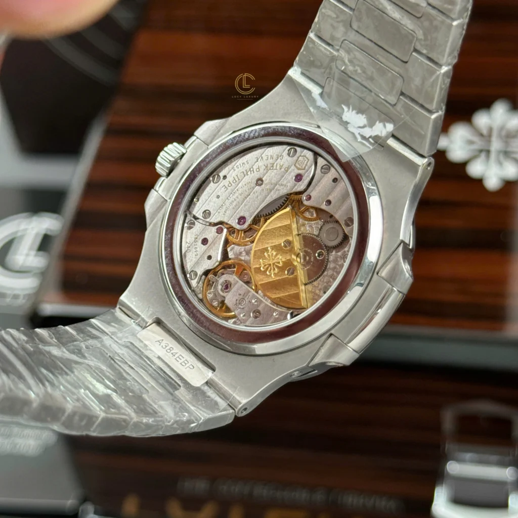 Super Clone Patek Philippe Nautilus 5712/1A 40mm Custom Full Moissanite Baguette HongKong – Customize Diamod – Swiss SuperClone