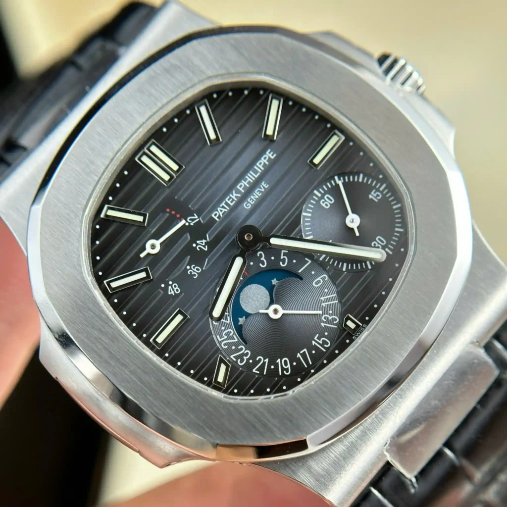Super Clone Patek Philippe Nautilus 5712/1A – 001 Blue Dial V3 – Swiss SuperClone