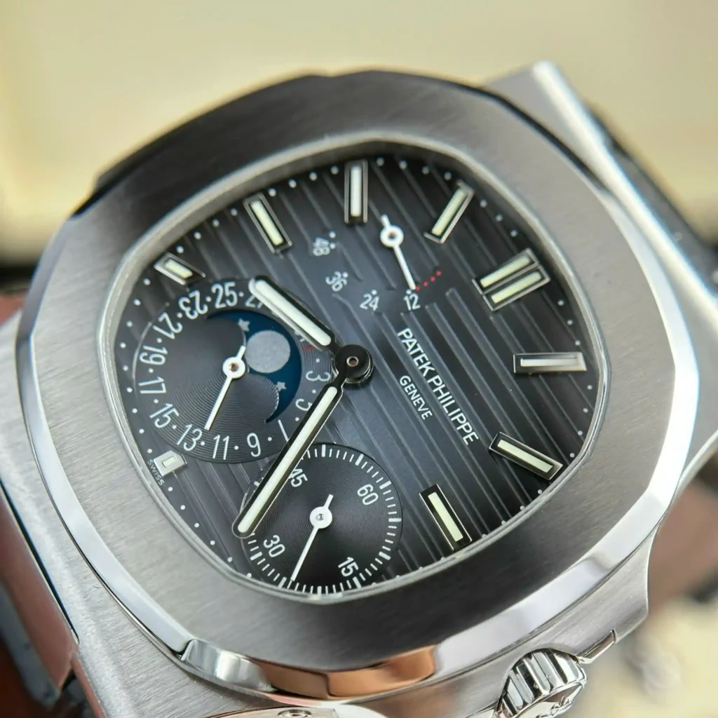 Super Clone Patek Philippe Nautilus 5712/1A – 001 Blue Dial V3 – Swiss SuperClone