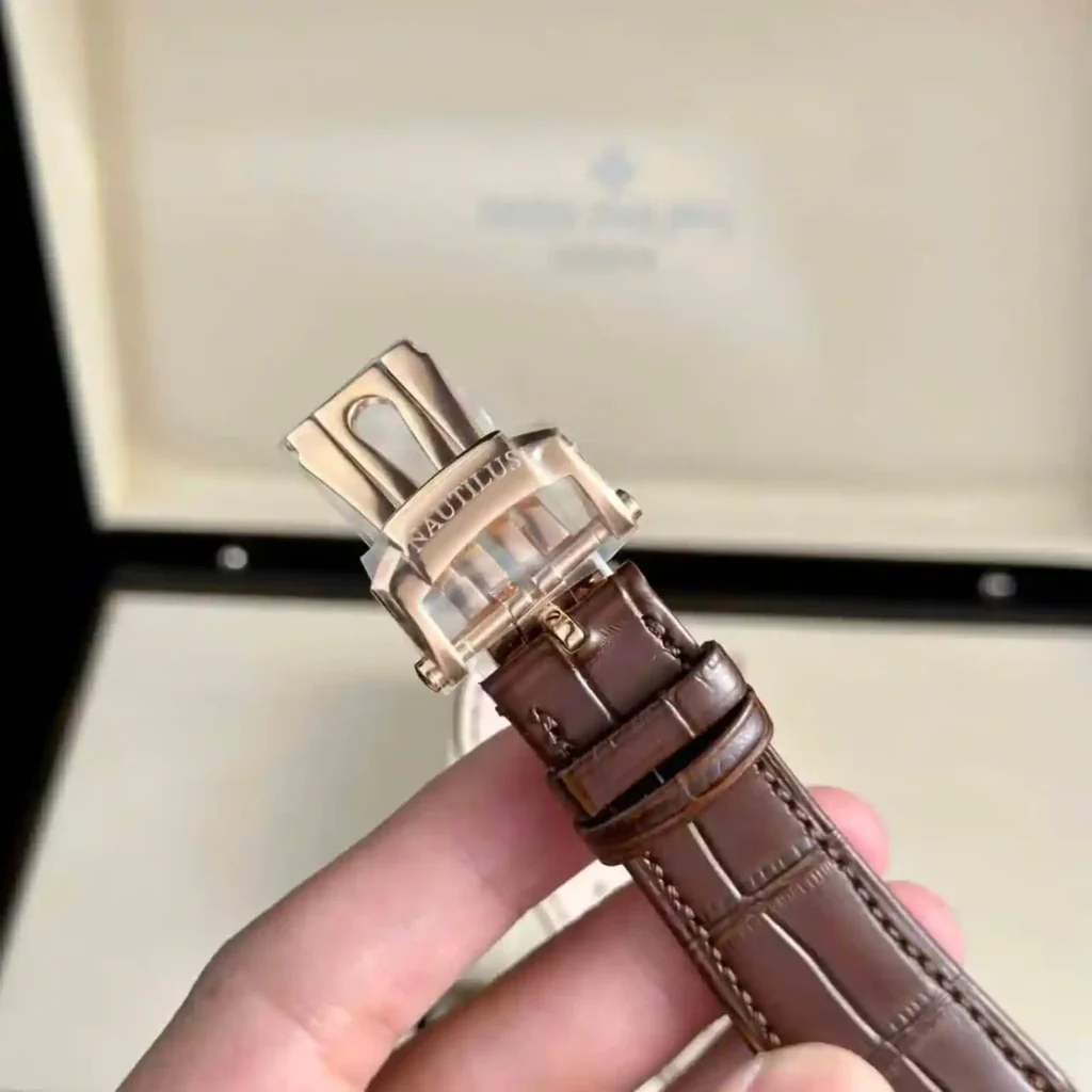 Super Clone Patek Philippe Nautilus 5712/1R – 001 Grey Dial V3 – Swiss SuperClone