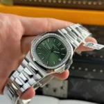 Super Clone Patek Philippe Patek Nautilus 5713G Green Dial 40mm Moissanite – Handcrafted Diamod