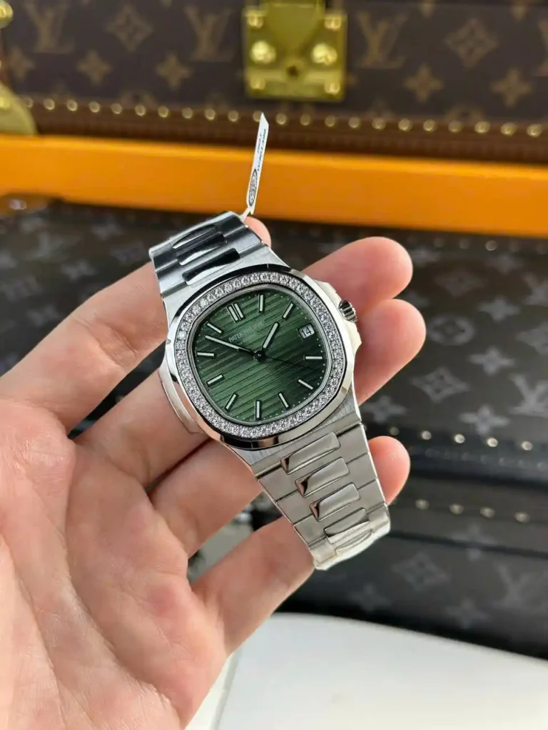 Super Clone Patek Philippe Patek Nautilus 5713G Green Dial 40mm Moissanite – Handcrafted Diamod