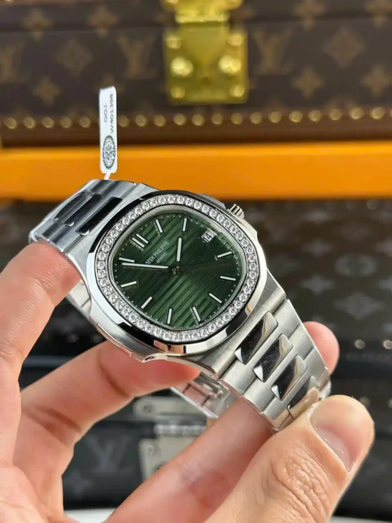 Super Clone Patek Philippe Patek Nautilus 5713G Green Dial 40mm Moissanite – Handcrafted Diamod