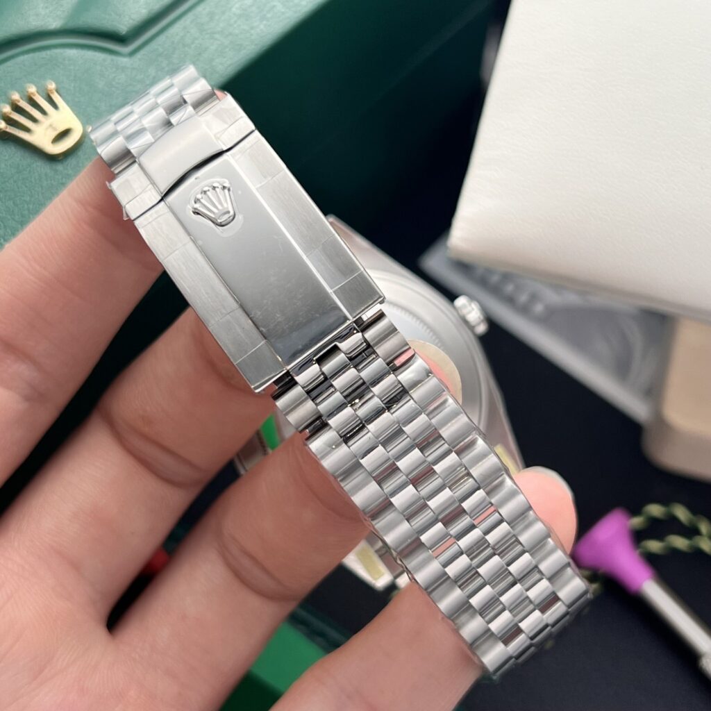 Super Clone Rolex Datejust Black Dial 126334-0018 41 mm
