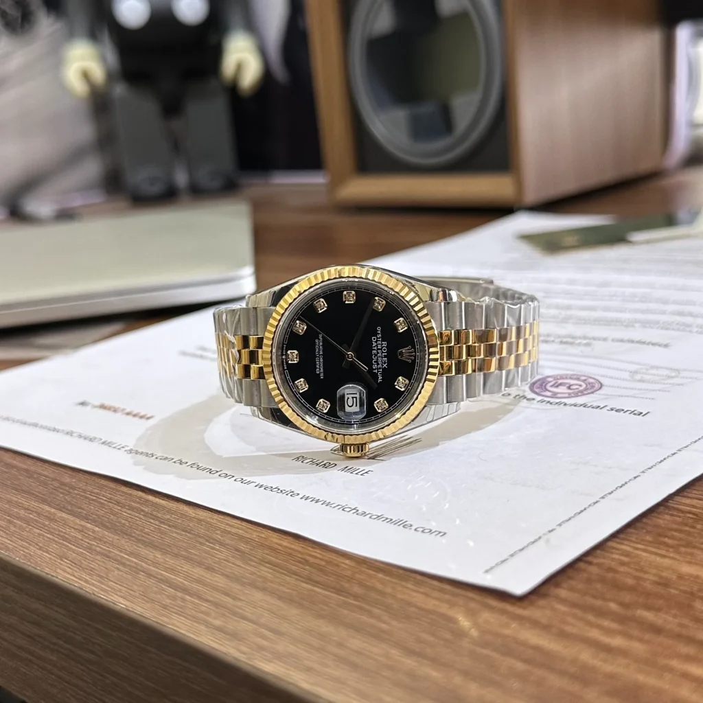 Super Clone Rolex Datejust Black Diamond Dial 126333-0006 41 mm — bracelet detail