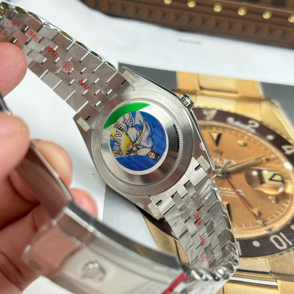 Super Clone Rolex Datejust Bright Blue Diamond Dial 126334-0016 41 mm – Swiss SuperClone