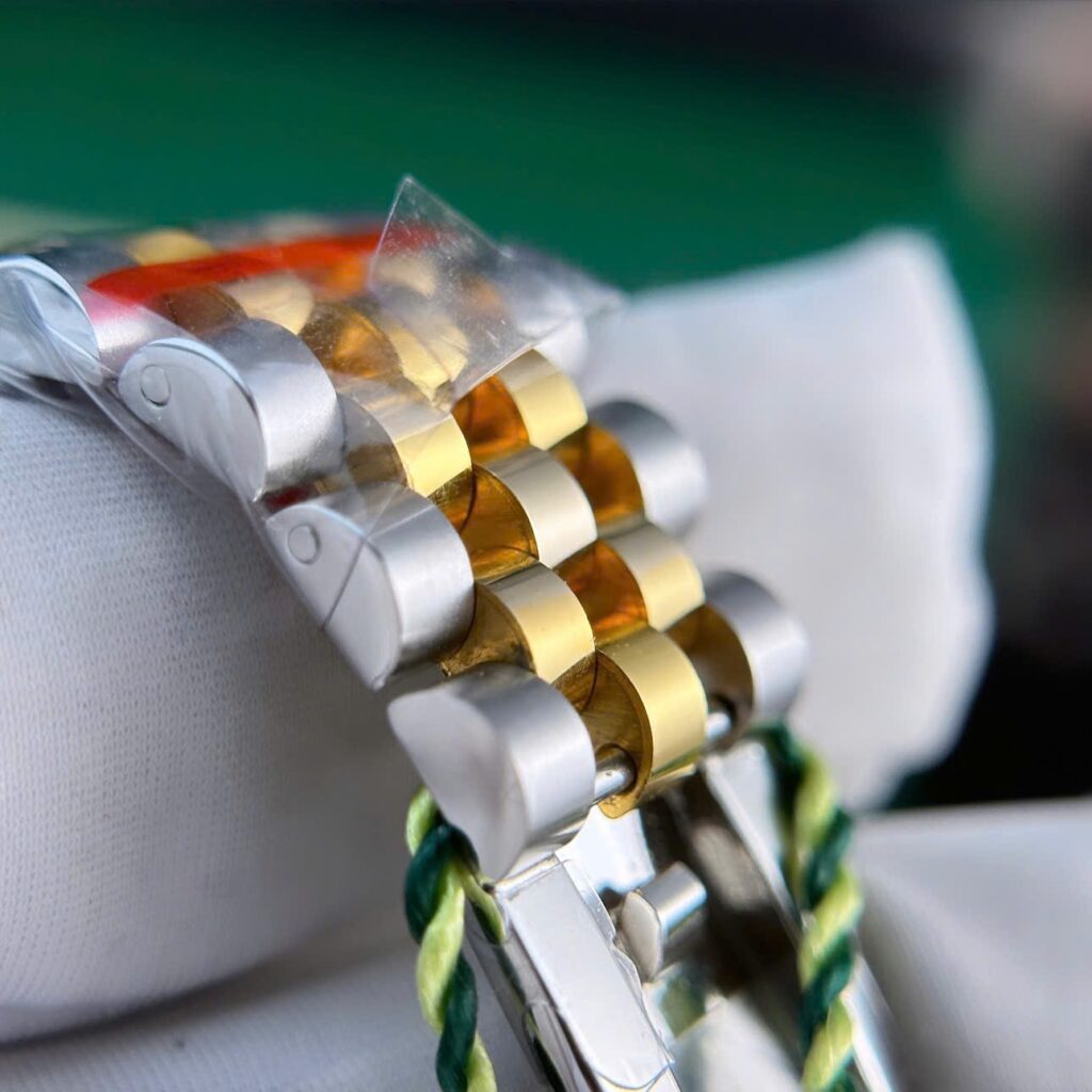 Super Clone Rolex Datejust Champagne Diamond Dial 126333-0012 41 mm