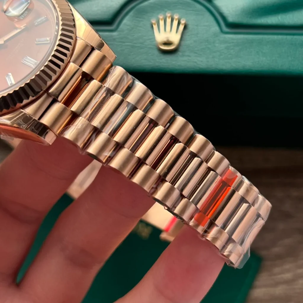 Super Clone Rolex Day-Date Chocolate Diamond Dial 228235-0003 40 mm – Swiss SuperClone