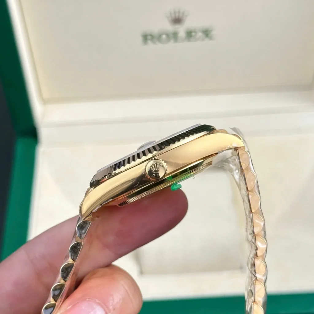 Super Clone Rolex Day-Date II Champagne Dial 228238 40 mm – Swiss SuperClone