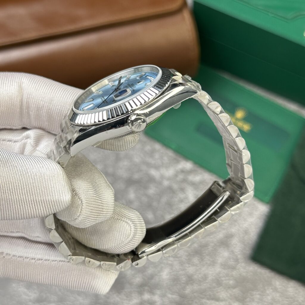 Super Clone Rolex Day-Date Ice Blue Diamond Dial 228236-0006 40 mm – Swiss SuperClone