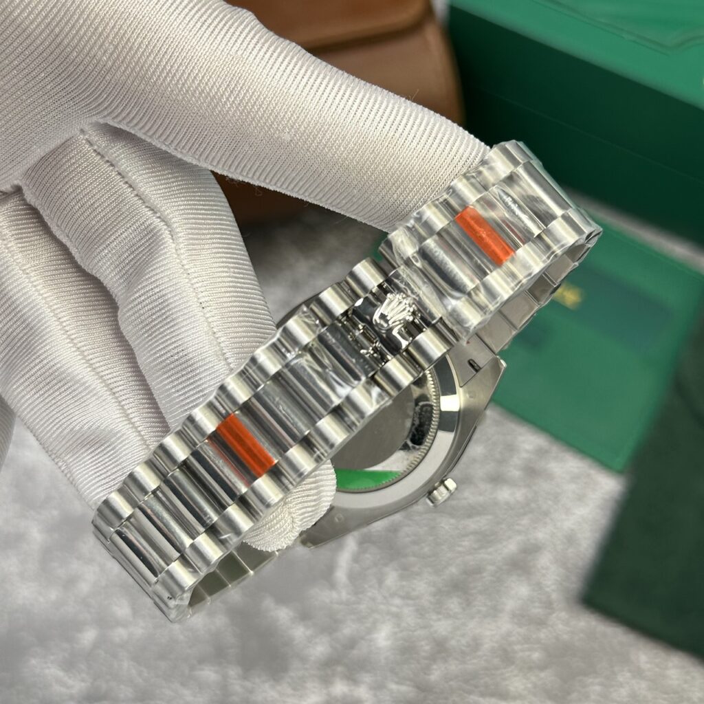 Super Clone Rolex Day-Date Ice Blue Diamond Dial 228236-0006 40 mm – Swiss SuperClone