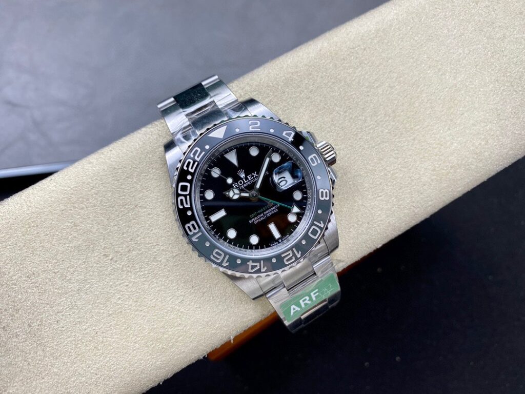 Super Clone Rolex GMT-Master II 126710GRNR “Bruce Wayne” Oyster 2024