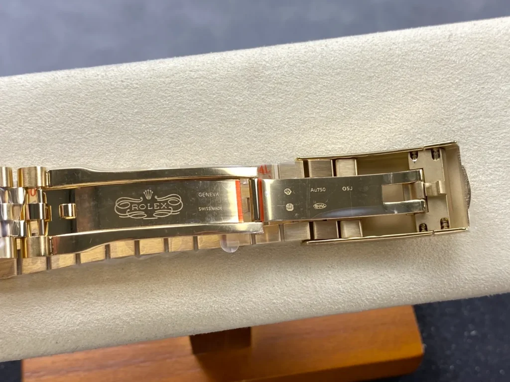 Super Clone Rolex Sky-Dweller Green Dial 336938 (Jubilee)