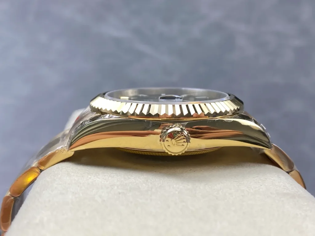 Super Clone Rolex Sky-Dweller Green Dial 336938 (Oyster)