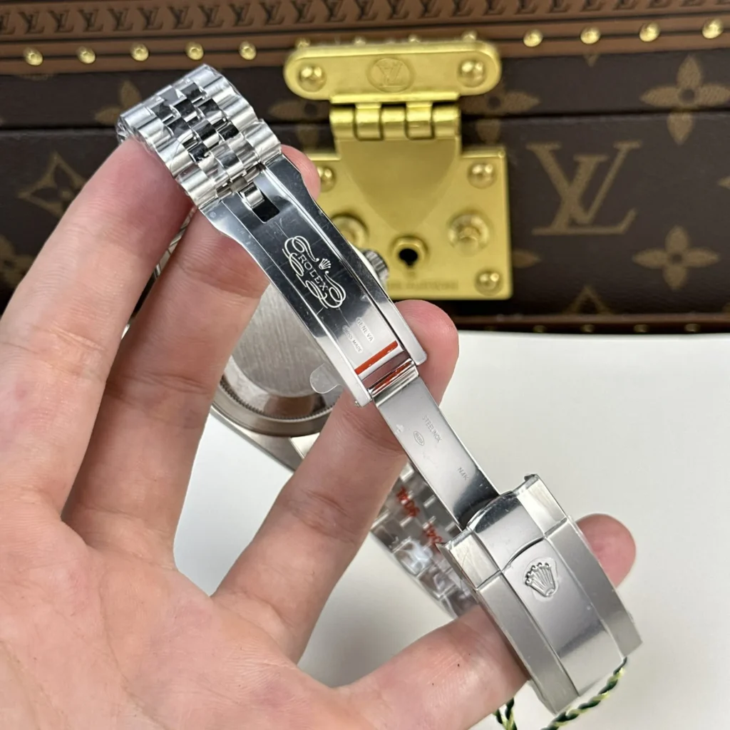 Super Clone Rolex Sky-Dweller Intense white Dial 336934 Jubilee – Swiss SuperClone