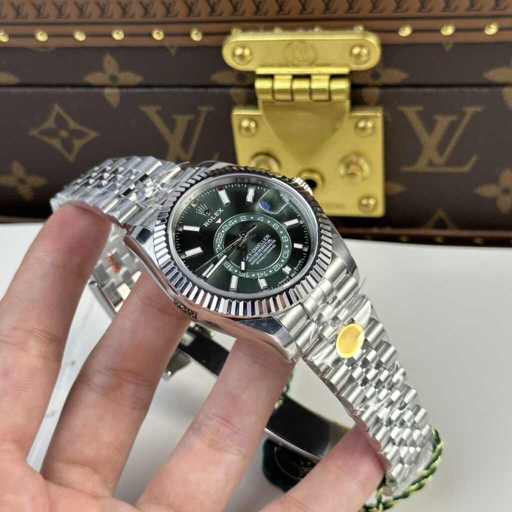 Super Clone Rolex Sky-Dweller Mint green Dial 336934 Jubilee – Swiss SuperClone