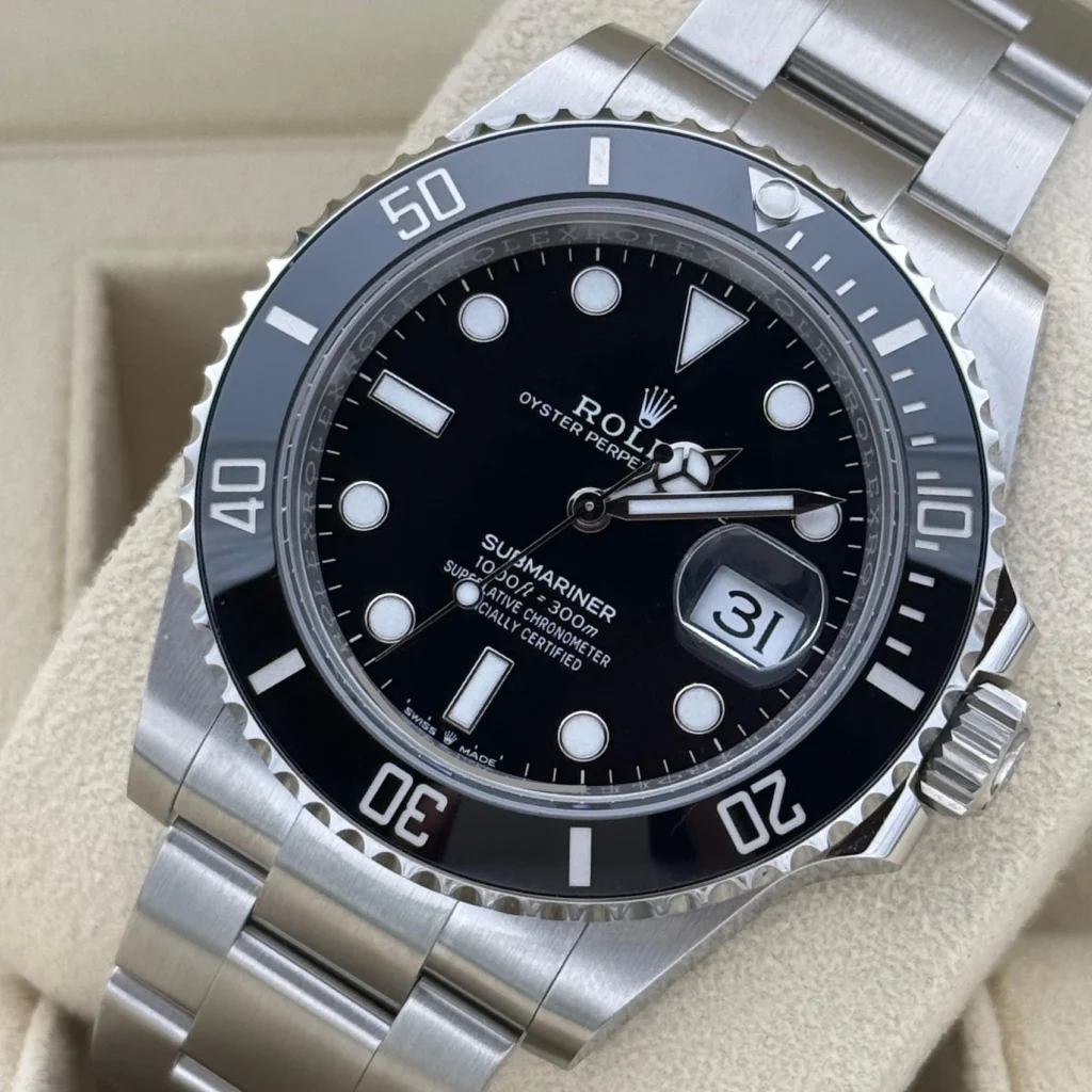 Super Clone Rolex Submariner Black Dial 126610LN