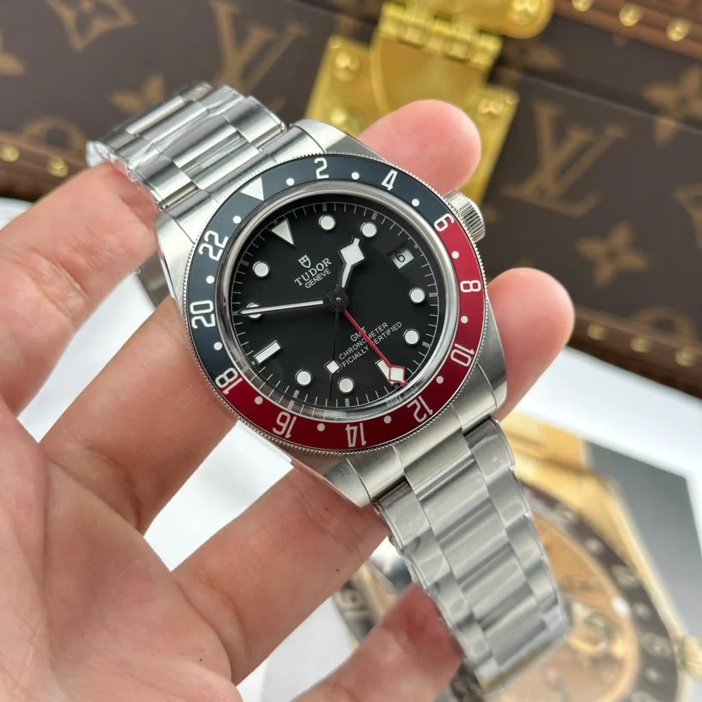 Super Clone Tudor Black Bay Gmt M79830RB-0001 41mm — bracelet detail